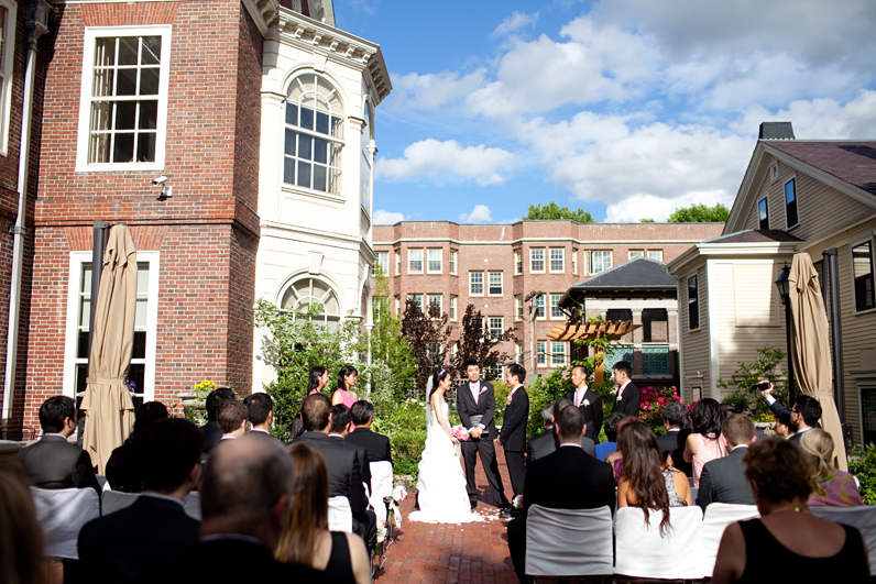 cambridge, ma wedding ceremony in the spring